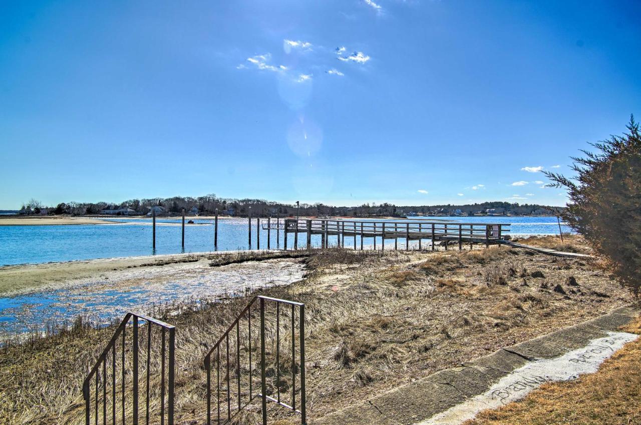 Updated Buzzards Bay Beach Cottage Walk To Shore! بورن المظهر الخارجي الصورة